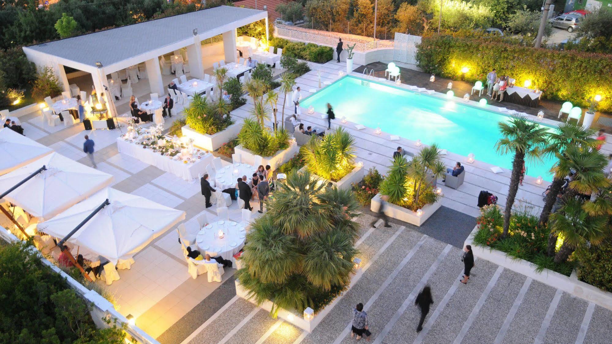 רובו די פוליה Hotel Pineta Wellness & Spa מראה חיצוני תמונה